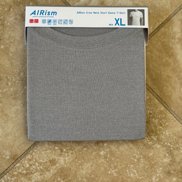 Uniqlo Airism Crew Neck Short Sleeve T Shirt Gray Size XL (NWT) - Picture 1 of 2